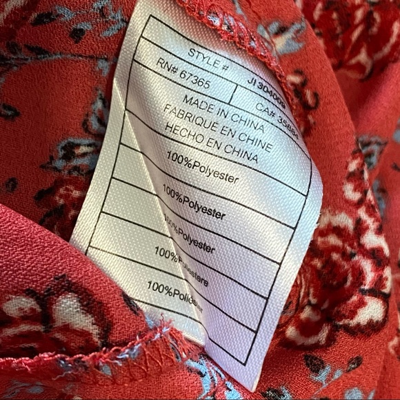 Jack by BB Dakota Red Rose Floral Back Tie Top - Picture 6 of 7